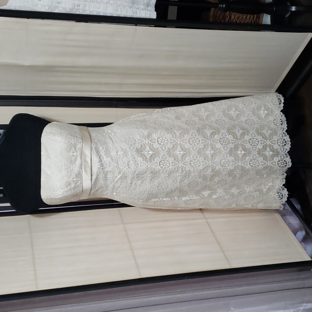 NWOT GALINA Gown Sz. 14